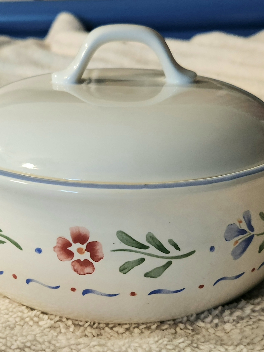 Vintage International China Company Floradale Covered Casserole Dish - Great Con